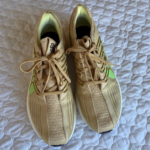 Nike Zoomx Pegasus Turbo Next Nature Runners in Sesame Size 9.5 - Picture 2 of 8